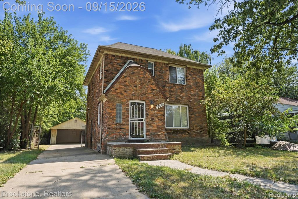 16524 Pierson Street, Detroit