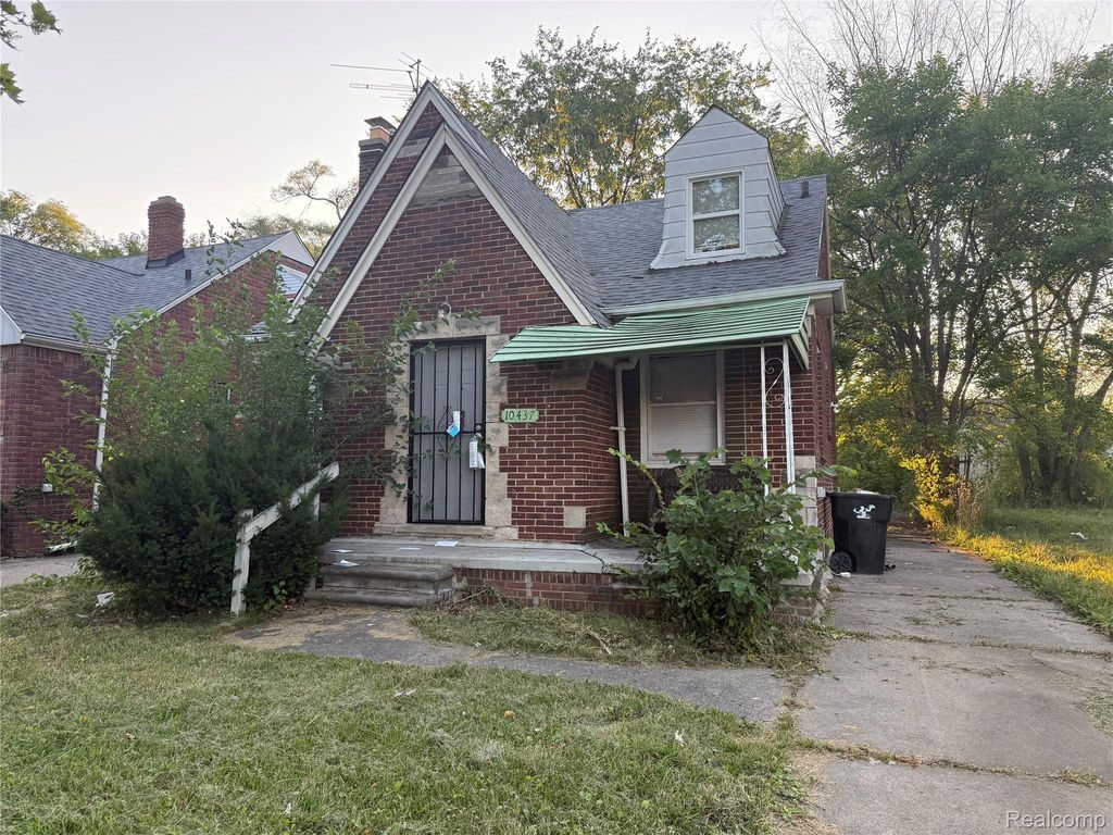 10437 Mckinney Street, Detroit