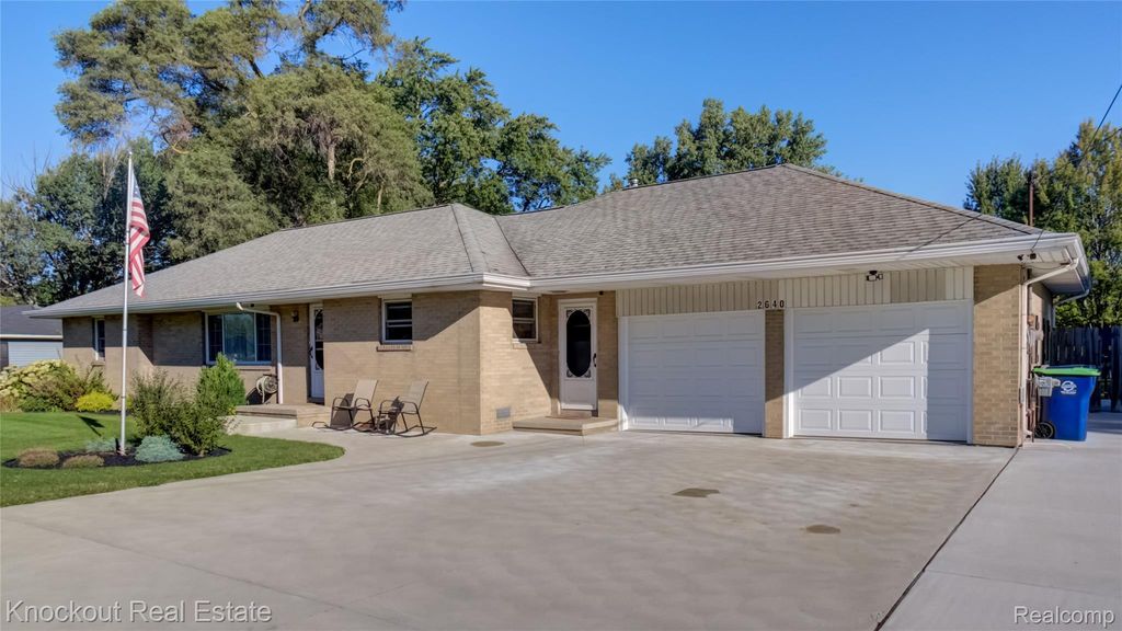 2640 Shattuck Road, Saginaw