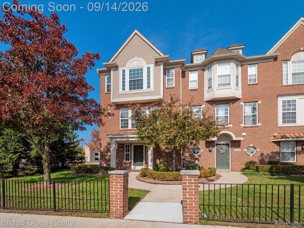 20308 Boardwalk Boulevard, Southfield