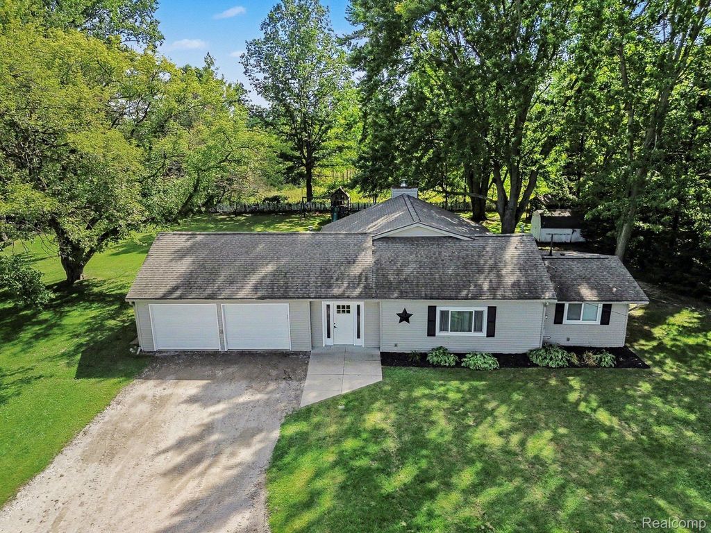 10755 Spencer Road, St. Charles