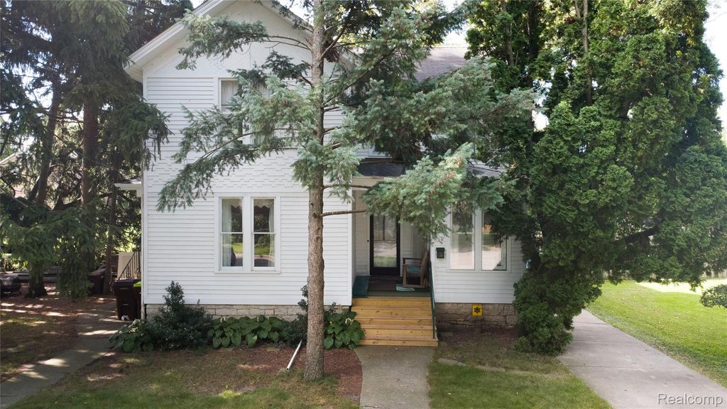 426 E 4th Street, Monroe