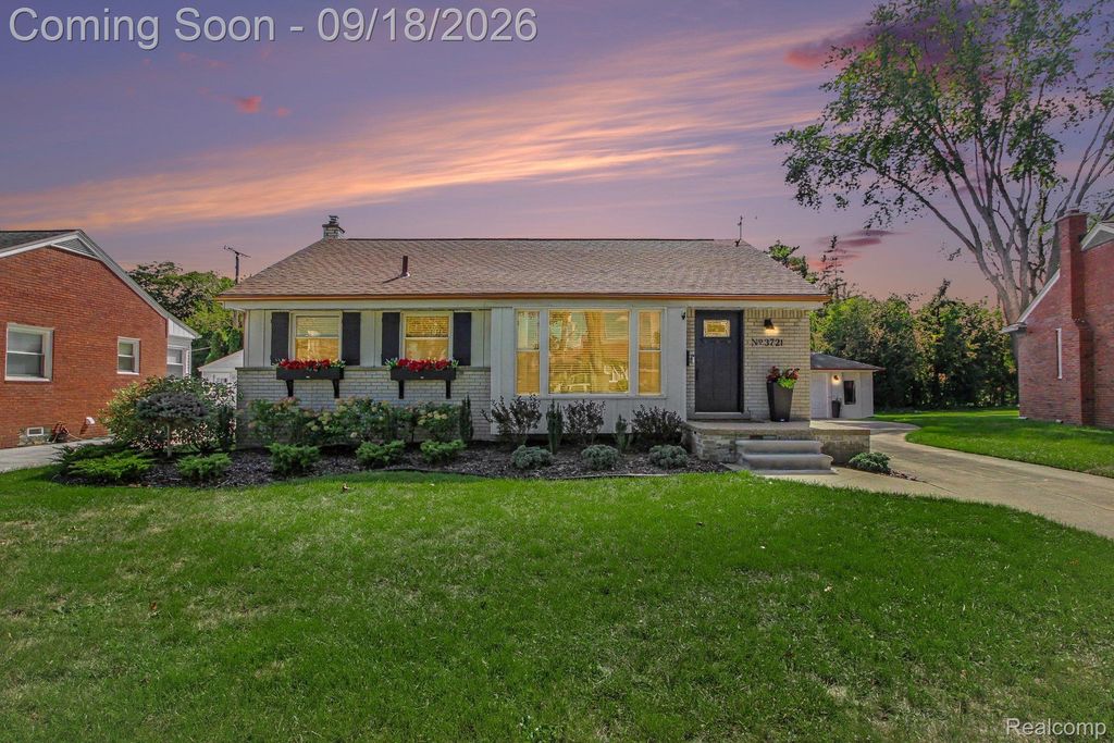 3721 Ravena Avenue, Royal Oak