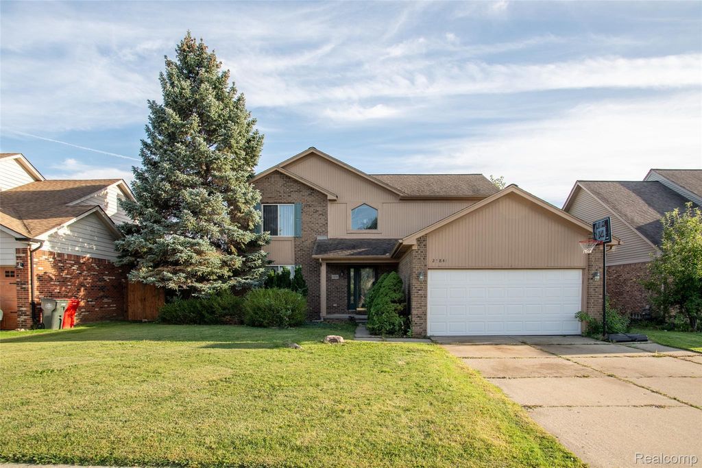 25846 Lord Drive, Chesterfield