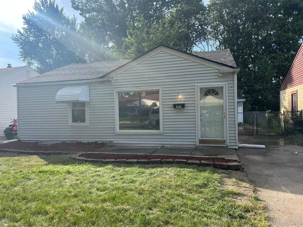 18917 Wall Street, Melvindale
