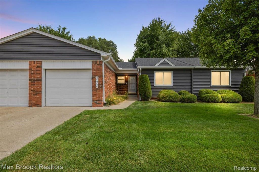 37958 Dor Sal Drive, Sterling Heights