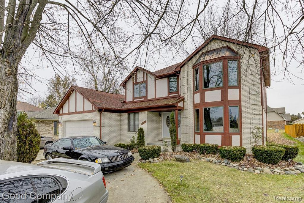 38092 Westchester Road, Sterling Heights