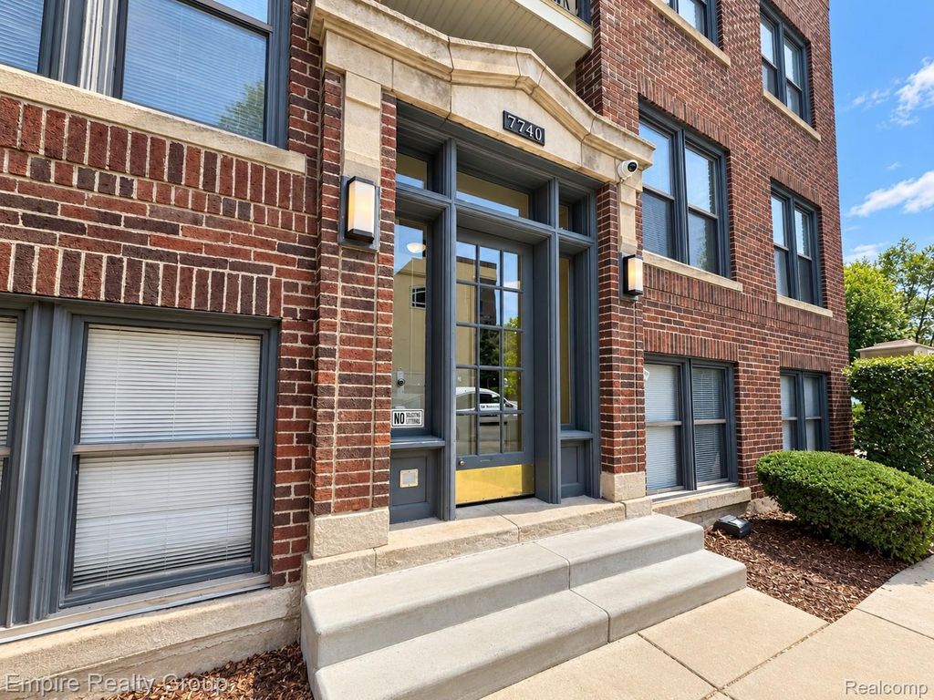 7740 3rd Avenue 102, Detroit
