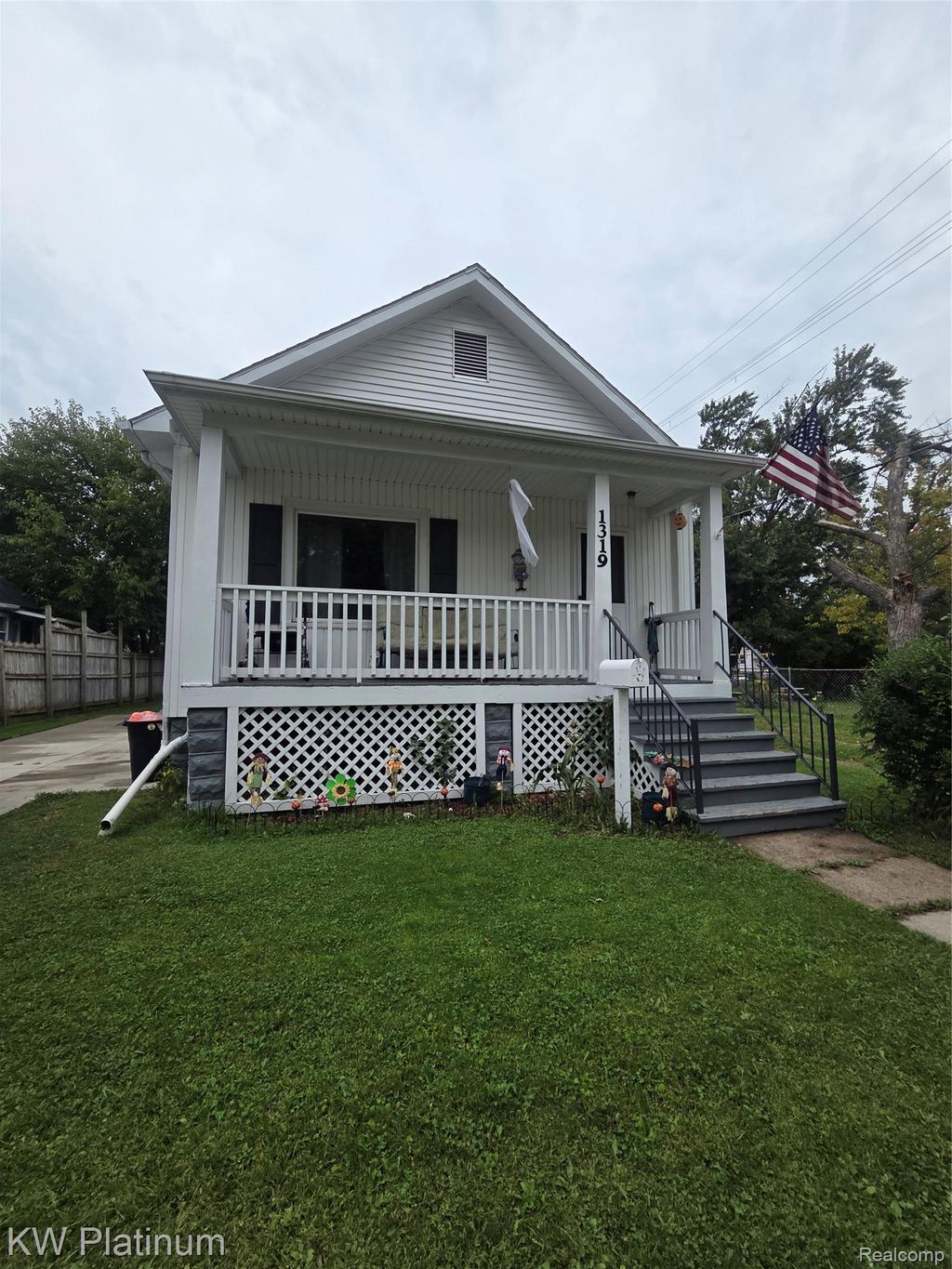 1319 12th Street Street, Port Huron