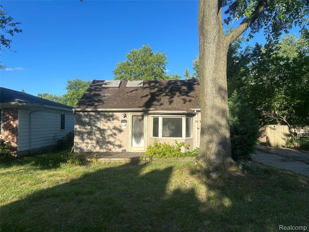21640 Jacksonville Street, Farmington