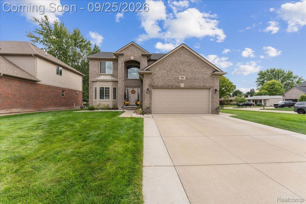 5504 Caden Court, Sterling Heights