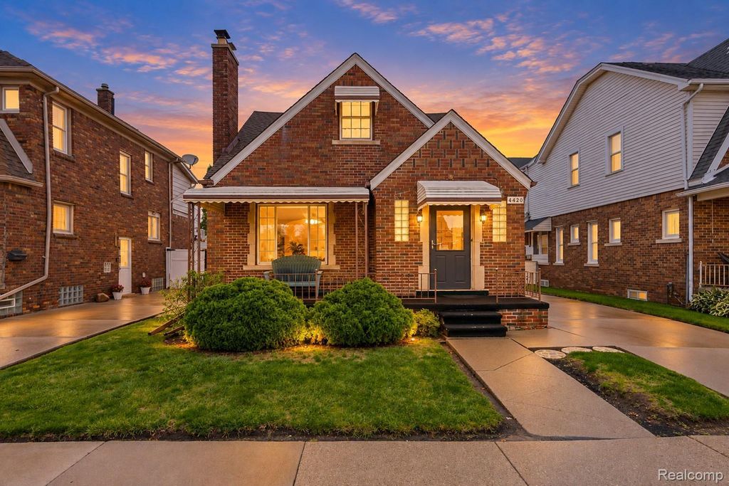 4420 Lapham Street, Dearborn