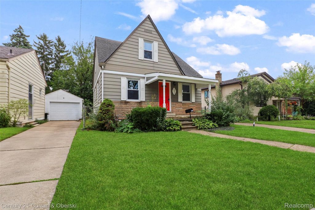 6652 Rockdale Street, Dearborn Heights
