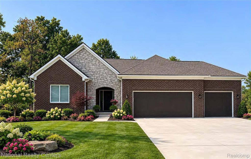 5548 Morgan Lake Drive, Clarkston