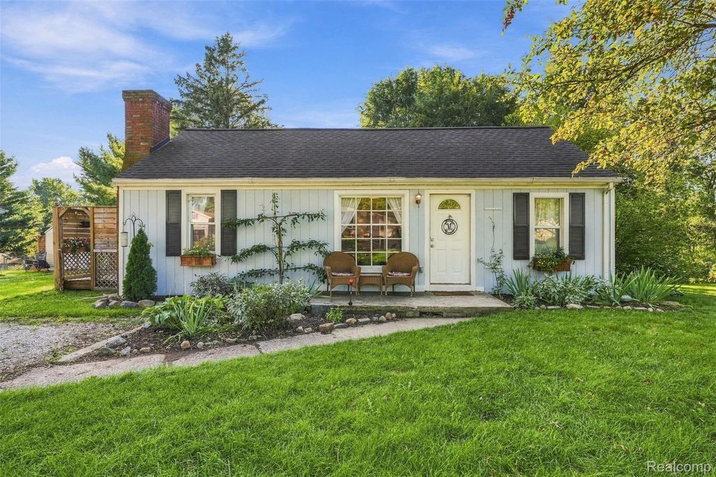 5250 Van Winkle Street, Brighton
