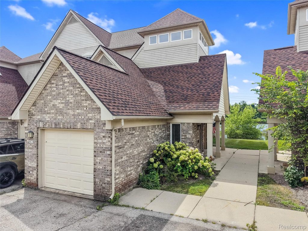 862 Amanda Lane, Pontiac