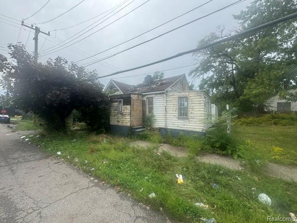 14846 Maddelein Street, Detroit