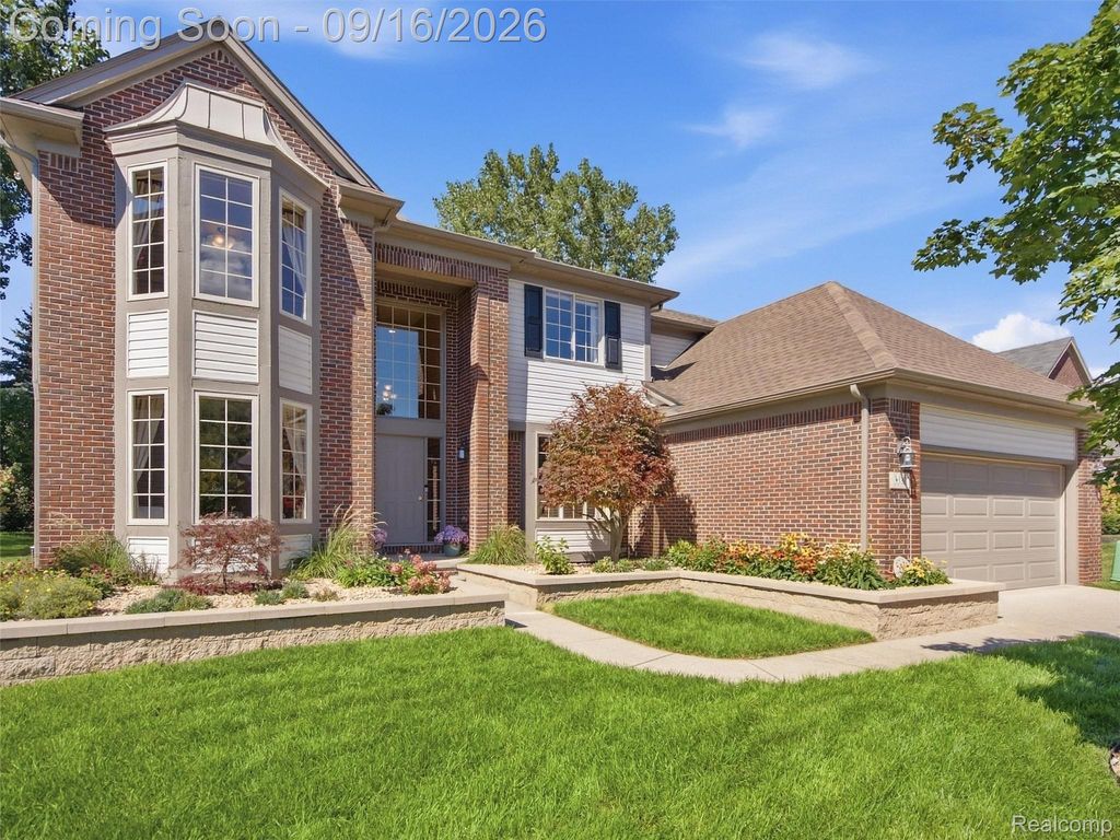 3332 Empire Drive, Rochester Hills