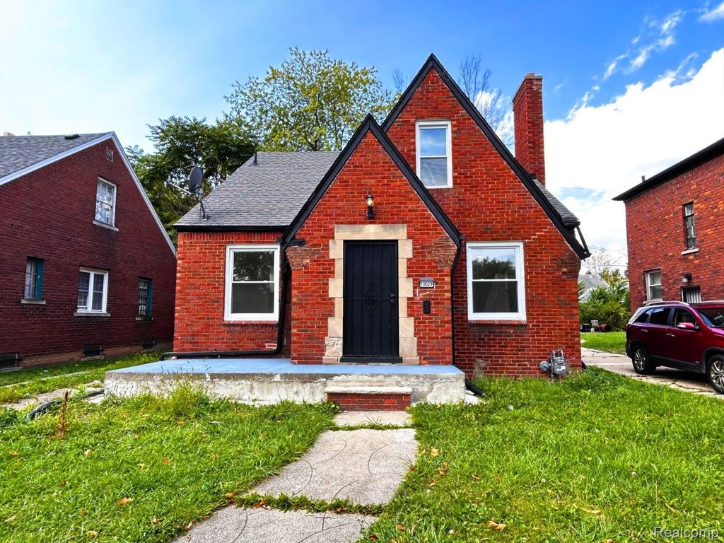 10029 Balfour Road, Detroit