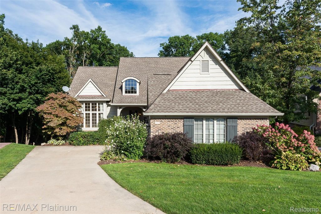 4475 Quebec Lane, Brighton