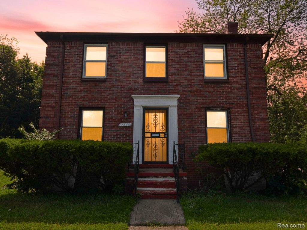 7275 W Outer Drive, Detroit