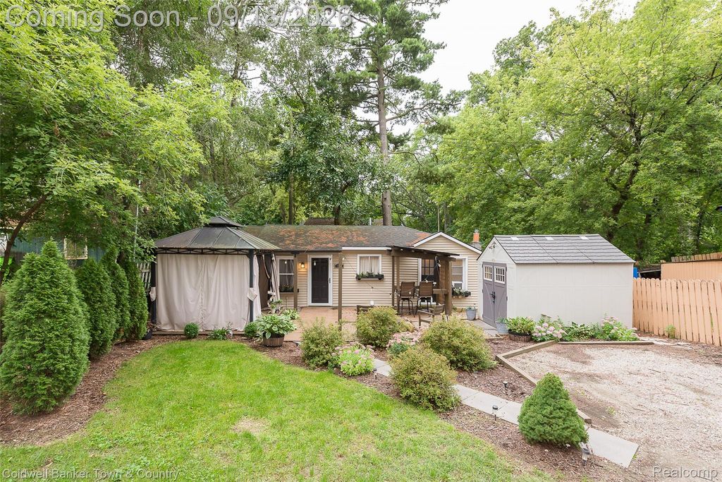 6550 Linville Drive, Brighton