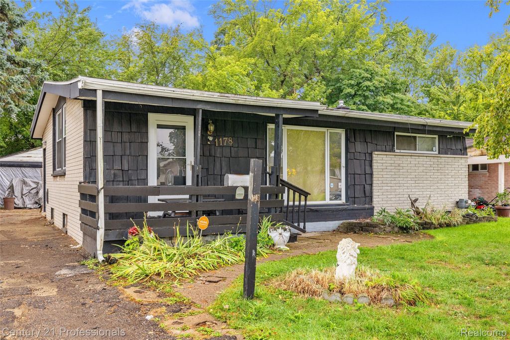 1178 Dudley Avenue, Pontiac