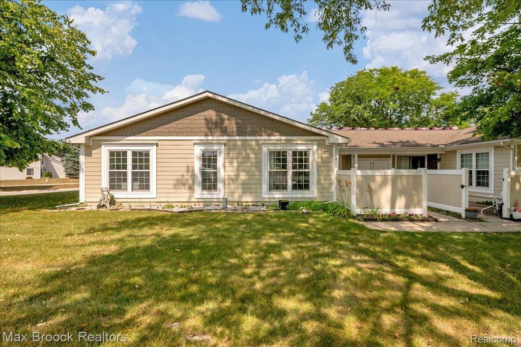 22704 Cortes Street, Novi