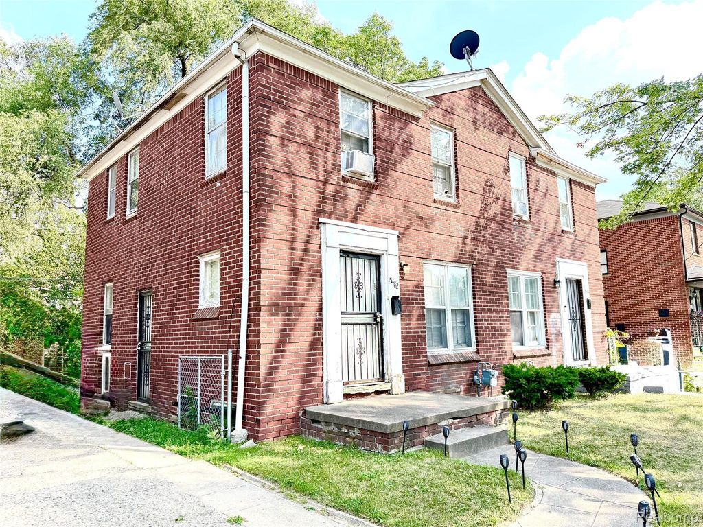 15480 Meyers Road, Detroit