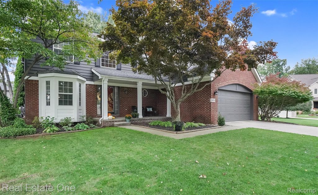 5613 Adderstone Drive, Clarkston