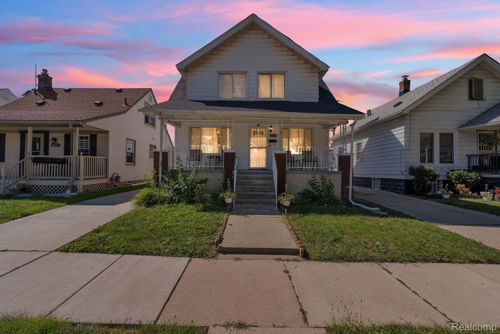 4873 Curtis Street, Dearborn