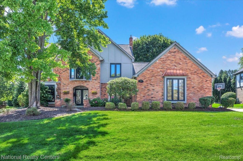 3075 Glengrove Drive, Rochester
