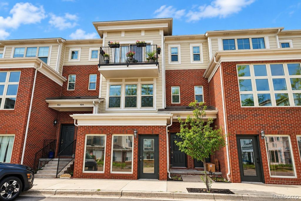 403 Legato Drive, Walled Lake