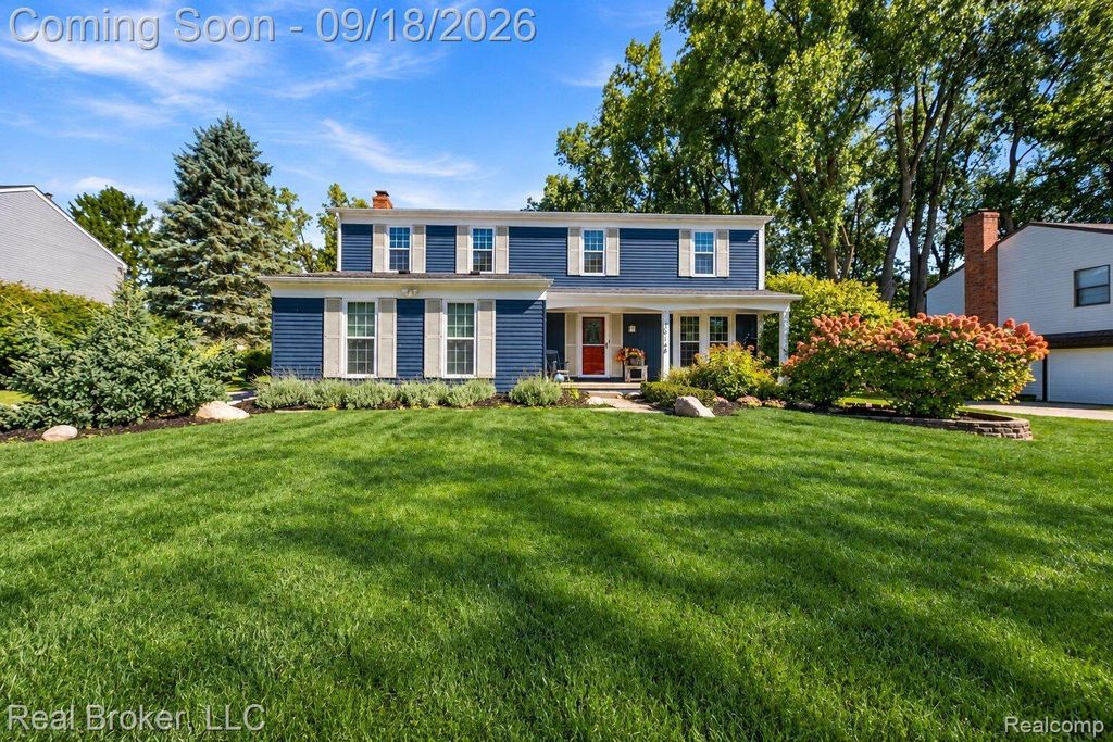 29148 Leesburg Court, Farmington Hills