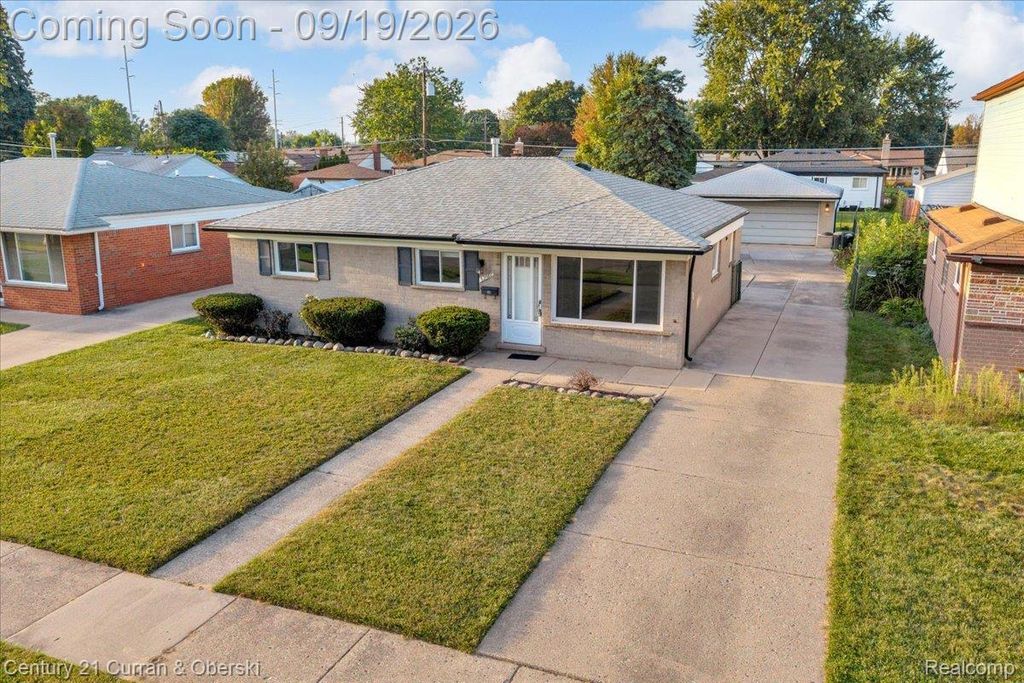 32660 Fairchild Street, Westland