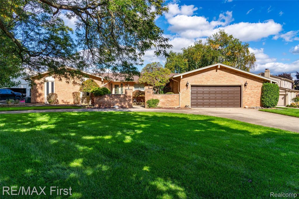 4611 Kings Row, Shelby Twp