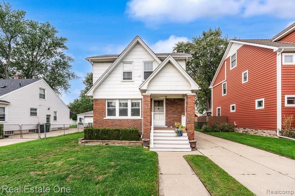 3137 Royal Avenue, Berkley