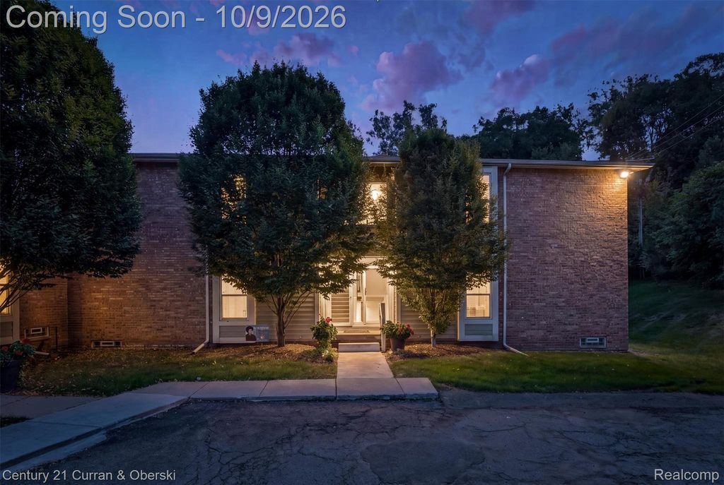 735 Randolph Street 121, Northville
