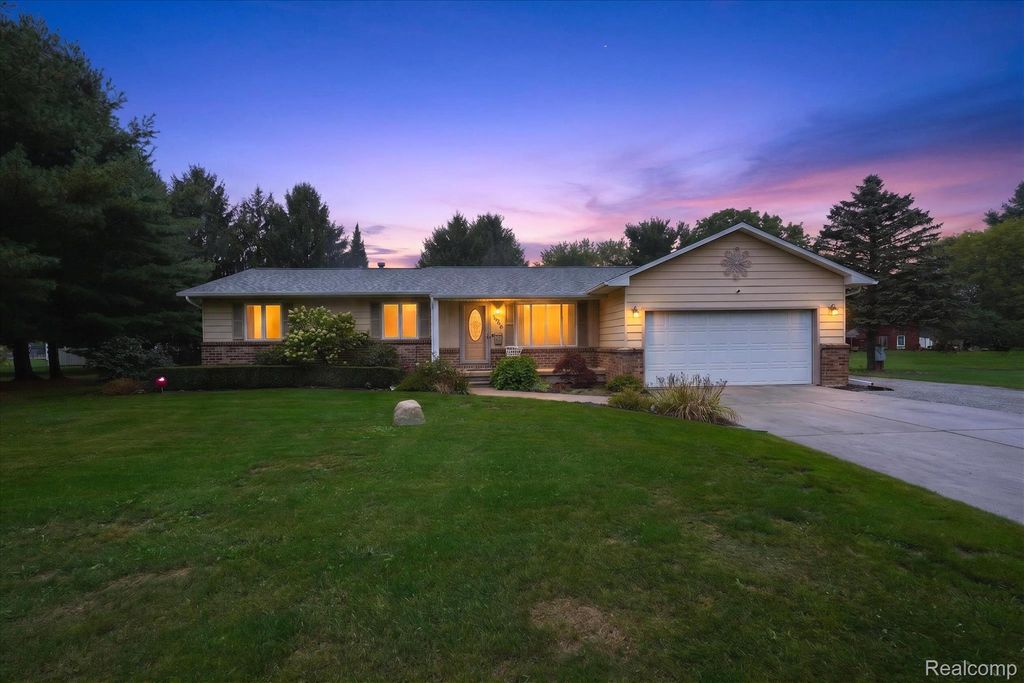 4484 Stacy Court, Clio