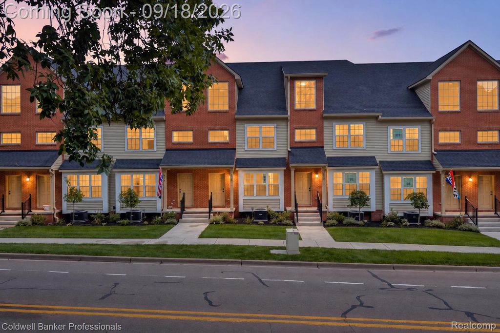 512 Village Lane, Milford