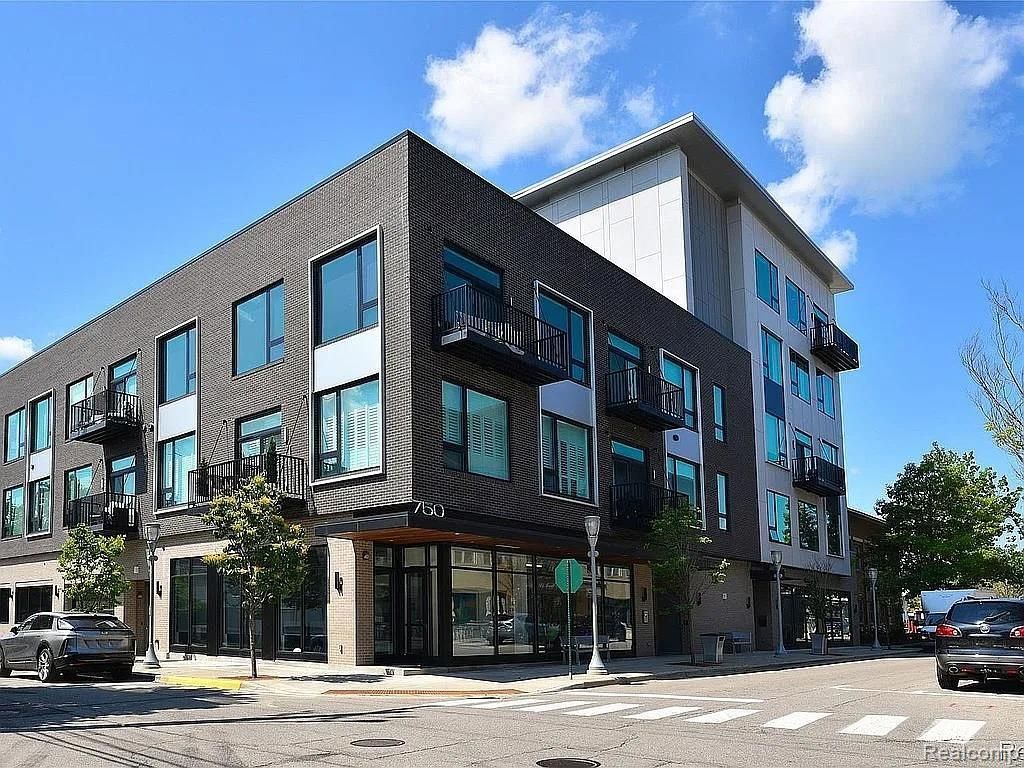 750 Forest Avenue 304, Birmingham