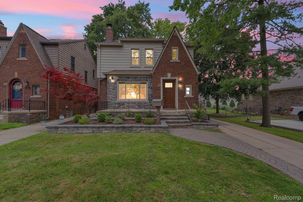 23118 Beech Street, Dearborn