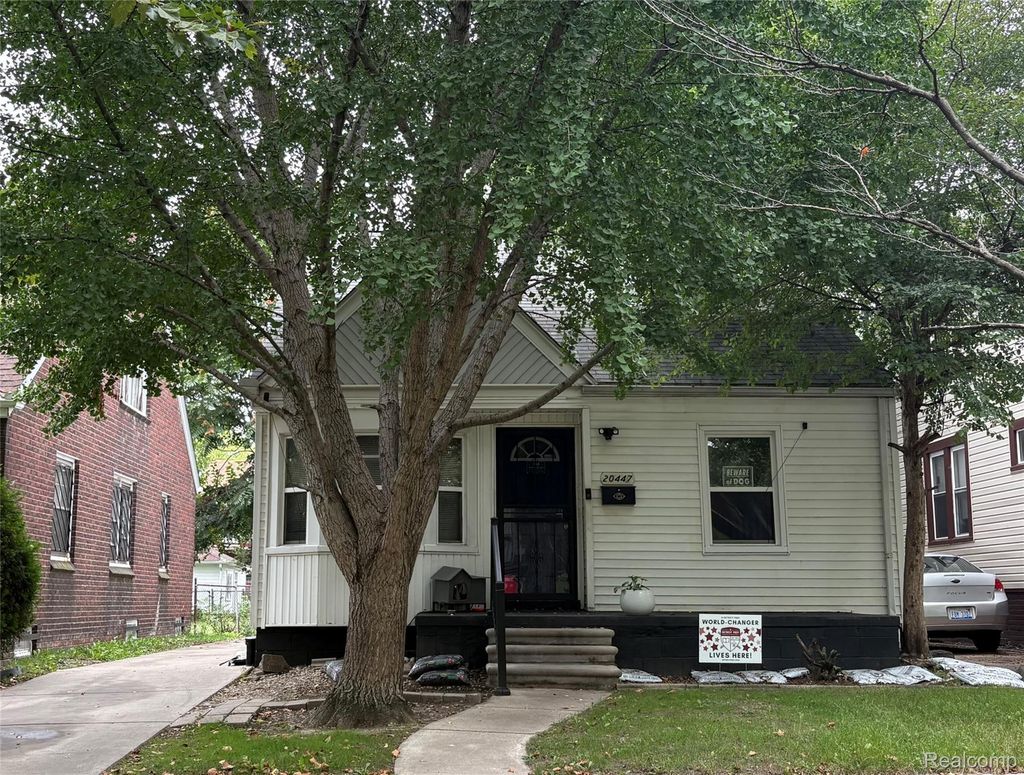 20447 Stotter Street, Detroit