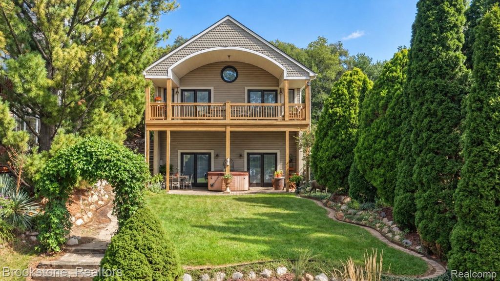 9701 Norman Road, Clarkston