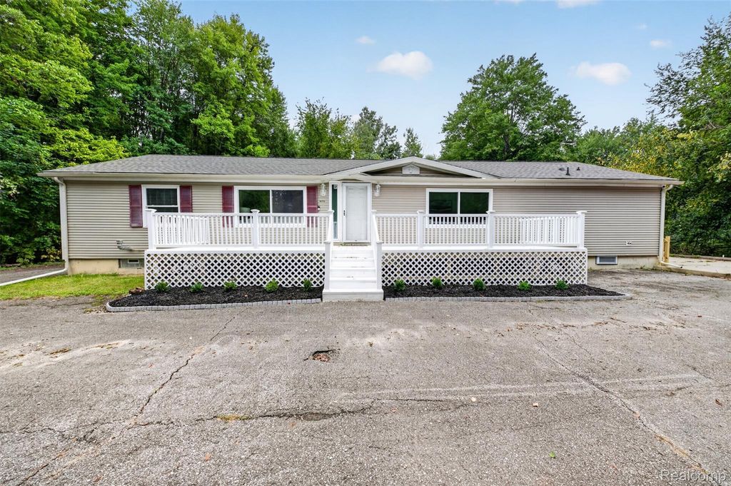 16170 S Huron River Drive, Romulus