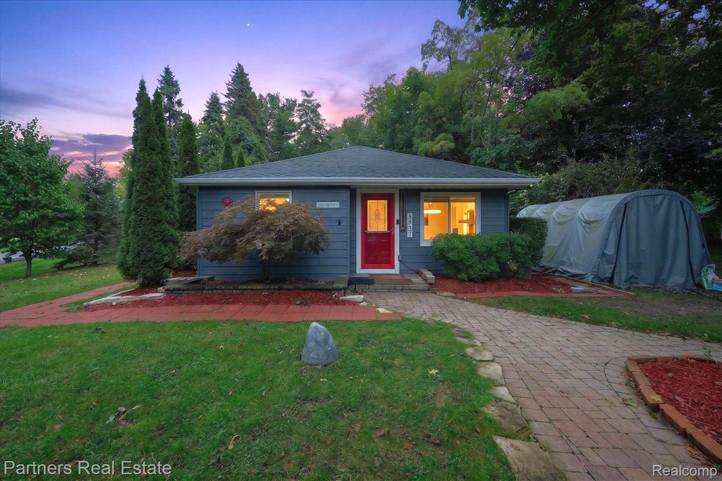 3937 Highcrest Drive, Brighton