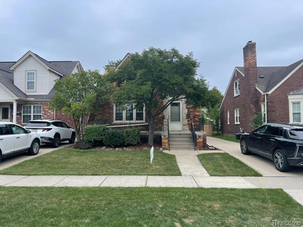 734 N North Waverly Street, Dearborn