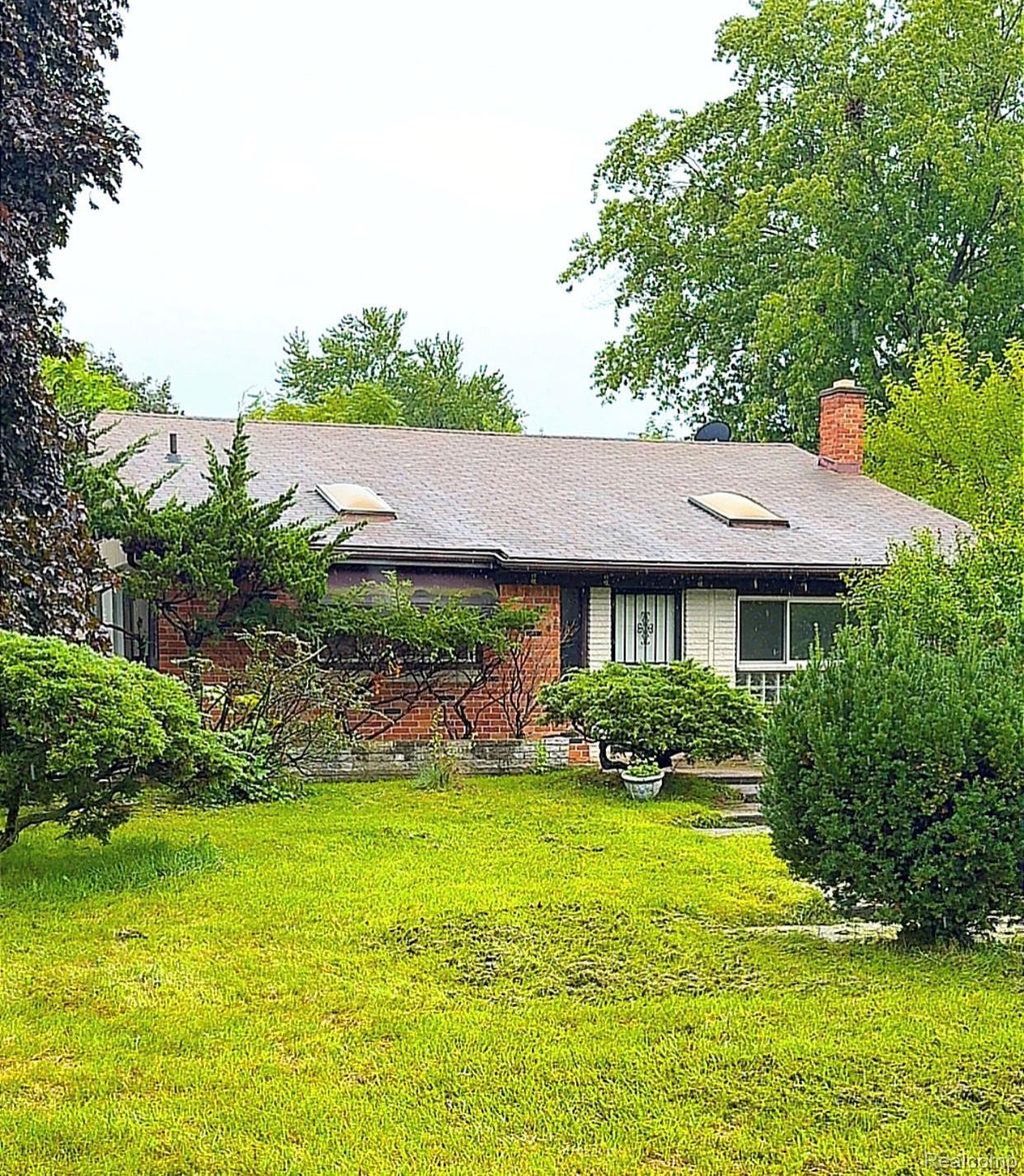 3988 Dill Drive, Waterford charter township