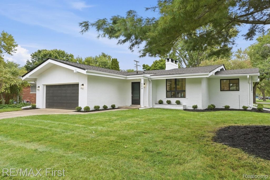 604 S Higbie Place, Grosse Pointe Woods