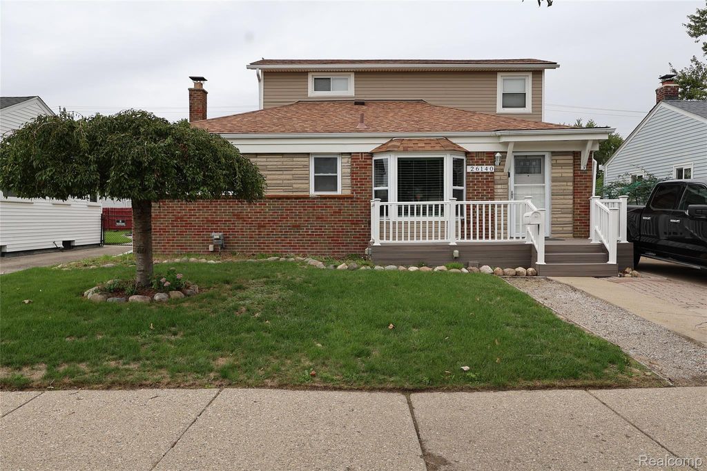 26140 Hayes Road, Roseville